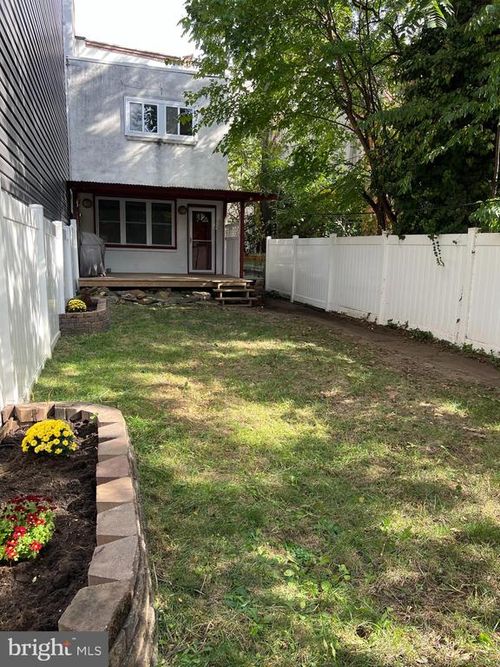 apt-h-1320 S Broad St, PHILADELPHIA, PA, 19146-4854 | Card Image