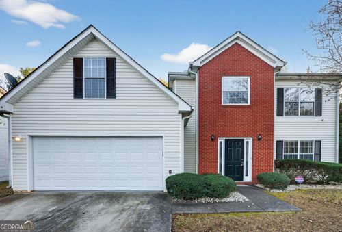 6463 Castle Court Way, Lithonia, GA, 30058-3139 | Card Image