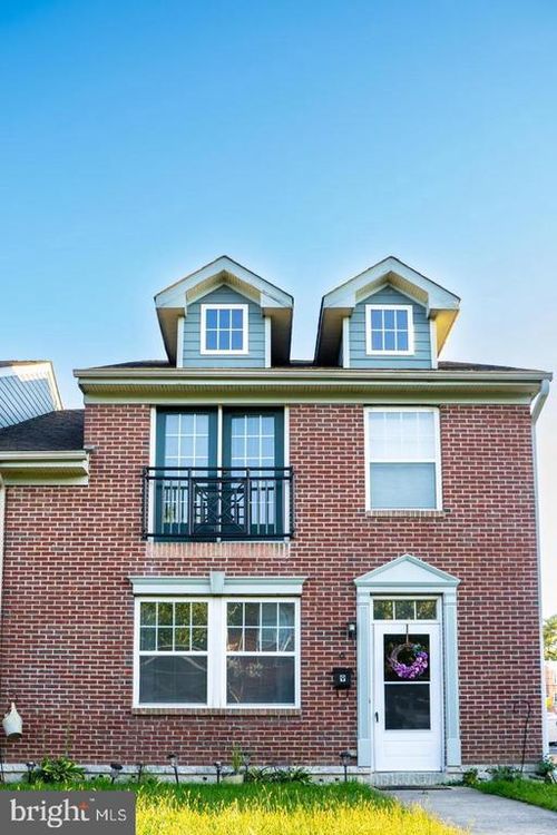 9 Borden Way, Trenton, NJ, 08608-1335 | Card Image