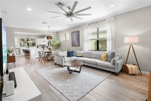 10804 Glenhurst St, FORT MYERS, FL, 33913-8558 | Card Image