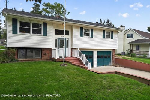 11134 Stoney Brook Dr, Grand Ledge, MI, 48837-9185 | Card Image