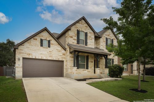 723 Decathlon St, San Antonio, TX, 78245-4661 | Card Image