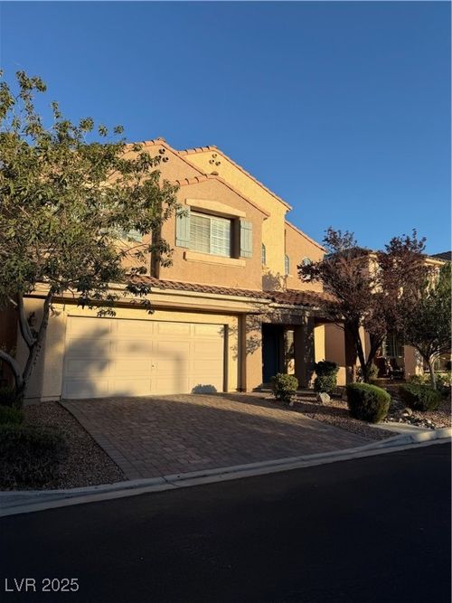 1016 Bonitos Suenos St, Las Vegas, NV, 89138-6061 | Card Image