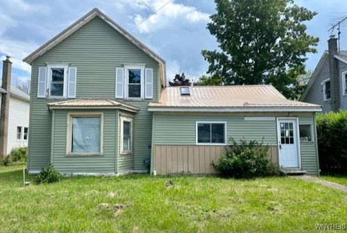 10713 Sisson Hwy, Eden, NY, 14057-9418 | Card Image