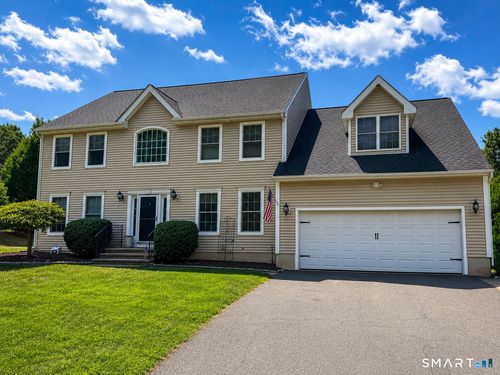 24 Round Hill Rd, Manchester, CT, 06040-6362 | Card Image