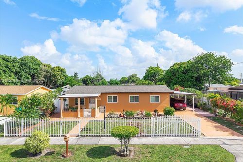 5540 Nw 180th Ter, Miami Gardens, FL, 33055 | Card Image
