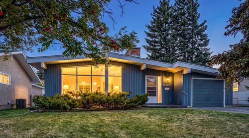 10607 Maplecreek Dr Se, Calgary, AB, T2J1V2 | Card Image