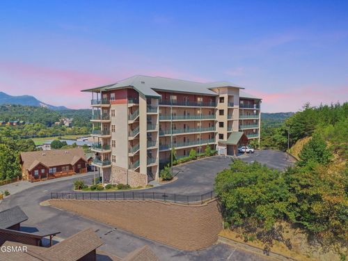 3002-410 Big Bear Way, Pigeon Forge, TN, 37863-6269 | Card Image