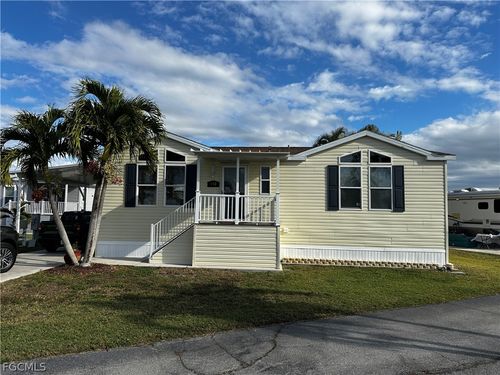 158 Nanaimo Trl, Fort Myers Beach, FL, 33931-4826 | Card Image