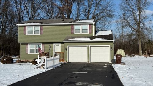 392 Earl Dr Nw, Warren, OH, 44483-1114 | Card Image