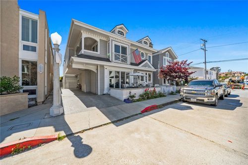 327 Amethyst Ave, Newport Beach, CA, 92662-1229 | Card Image