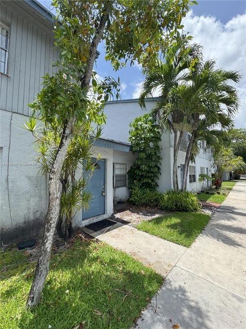 7205-7205 W Sunrise Blvd, Plantation, FL, 33313-4412 | Card Image