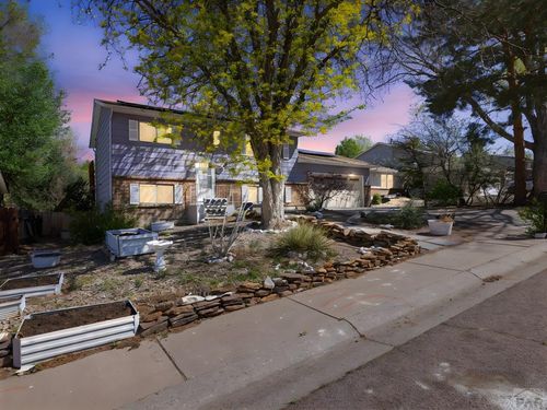 4349 Blueflax Dr, Pueblo, CO, 81001-1125 | Card Image