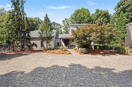 6024 Benchmark Ii Dr, Floyds Knobs, IN, 47119-9413 | Card Image