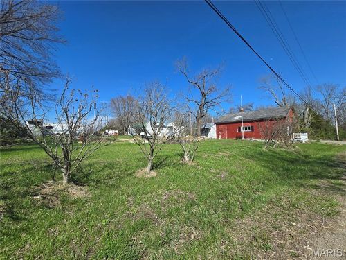 699 Gasconade Ave, Park Hills, MO, 63601-9357 | Card Image