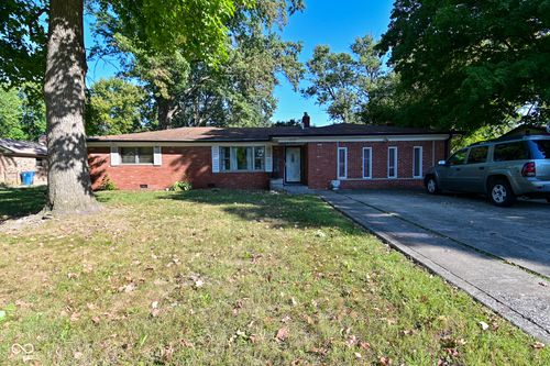 2530 Lincoln Ln, Indianapolis, IN, 46228-1135 | Card Image