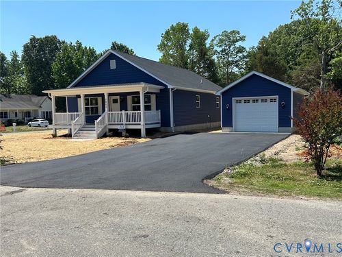 2802 Riverview Dr, COLONIAL BEACH, VA, 22443-1325 | Card Image