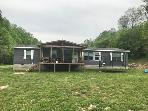 528 Skaggs Drive, Martha, KY, 41159 | Card Image