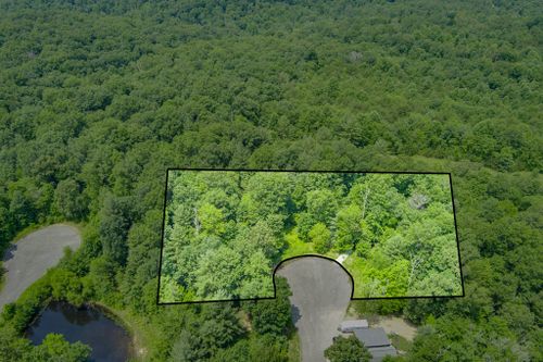 58 Mountain Preserve Pt, Crab Orchard, TN, 37723-1973 | Card Image