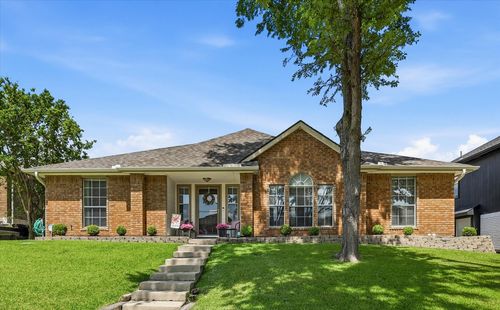 3802 Virginia Pine Circle, Carrollton, TX, 75007 | Card Image