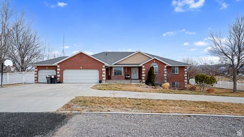 24 N 330 E, Gunnison, UT, 84634 | Card Image