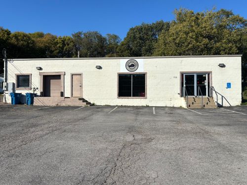 712 E Main St, Stanford, KY, 40484-1405 | Card Image