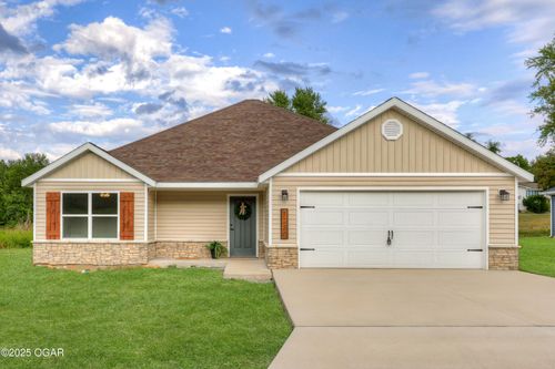 1230 Sheila Ann Dr, Carthage, MO, 64836-7629 | Card Image