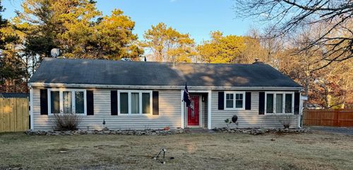 17 Kensington Dr, Sandwich, MA, 02563-2444 | Card Image