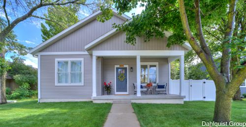 1813 Ruddiman Dr, North Muskegon, MI, 49445-3145 | Card Image