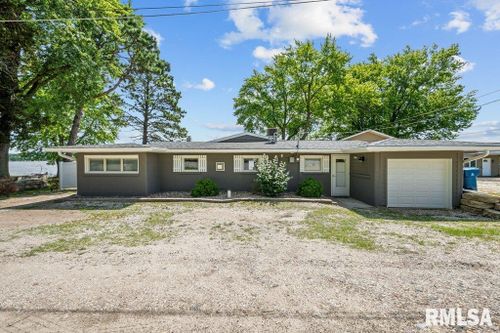 22001 Great River Road, Le Claire, IA, 52753 | Card Image