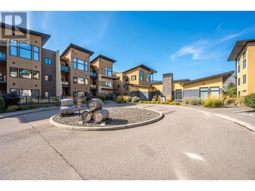 203-3313 Wilson St, Penticton, BC, V2A8J3 | Card Image