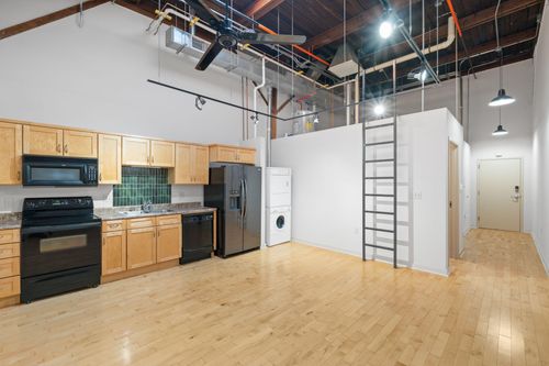 apt-210-222 Bolivar St, Lexington, KY, 40508-2970 | Card Image