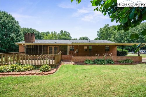 307 Brentwood Rd, Morganton, NC, 28655-9187 | Card Image
