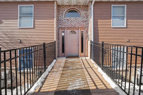 8233 Midland Rd, Freeland, MI, 48623-9002 | Card Image