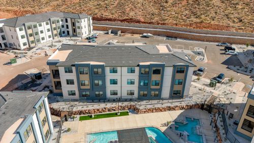 k200-226 N Cliff Side Dr, Hurricane, UT, 84737-6239 | Card Image