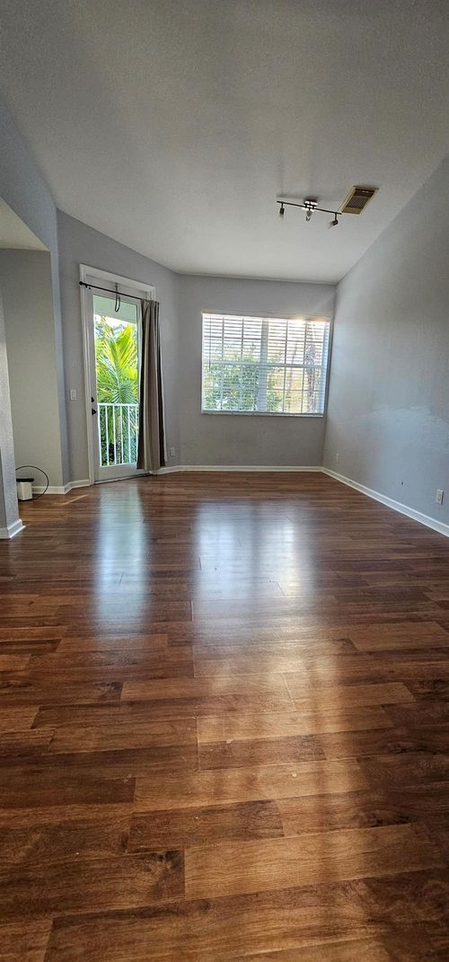 3078 Laurel Ridge Cir, Riviera Beach, FL, 33404-1837 | Card Image