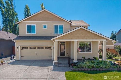 1038 Riley Dr E, Enumclaw, WA, 98022-5068 | Card Image