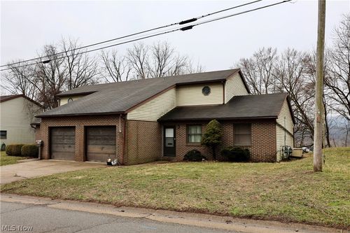 612 S Monroe St, Millersburg, OH, 44654-1468 | Card Image