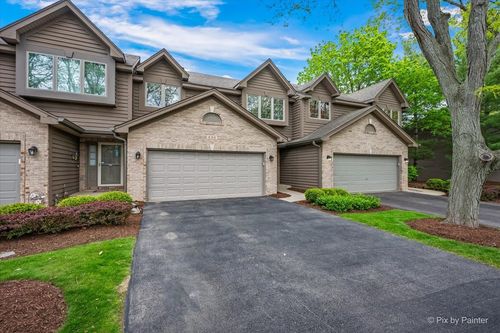 836-836 Millcreek Cir, Elgin, IL, 60123-2331 | Card Image
