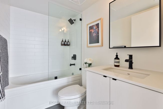 2109 - 1461 Lawrence Ave W, Condo with 3 bedrooms, 3 bathrooms and null parking in Toronto ON | Image 26