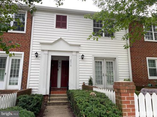 d-2515 S Walter Reed Drive, ARLINGTON, VA, 22206 | Card Image