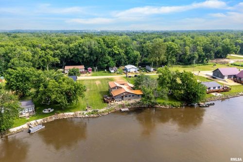 18599 317th St, Long Grove, IA, 52756-9695 | Card Image