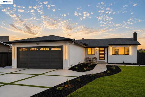 4683 De Silva St, Fremont, CA, 94538-2508 | Card Image