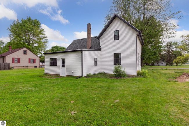 646 S Melze St, House other with 2 bedrooms, 1 bathrooms and null parking in Merrill MI | Image 24