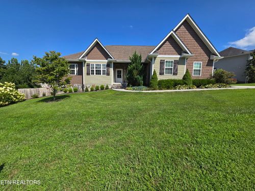 2430 Chimney Rock Ln, Knoxville, TN, 37920-2996 | Card Image