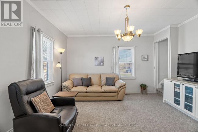 264 Huron Rd, House other with 3 bedrooms, 2 bathrooms and 22 parking in Goderich ON | Image 9