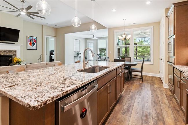 380 Falcon Way, House other with 4 bedrooms, 4 bathrooms and null parking in Hoschton GA | Image 11