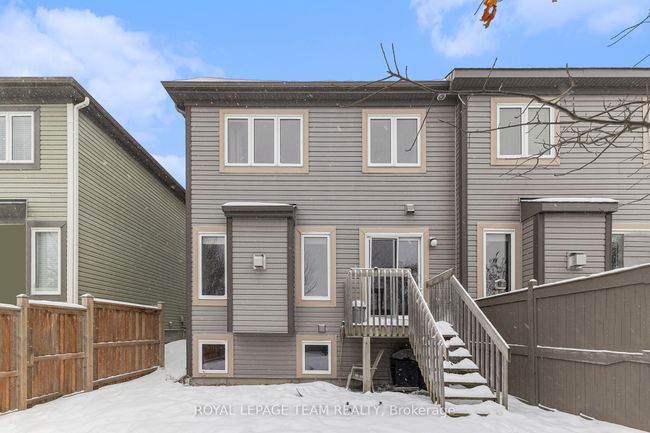 745 Maloja Way, House attached with 3 bedrooms, 3 bathrooms and 1 parking in Stittsville ON | Image 14