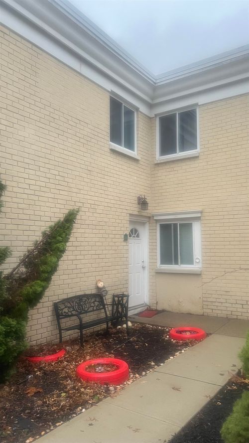 apt-3a-7 Lake Ave, East Brunswick, NJ, 08816-1818 | Card Image