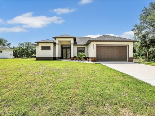 2221 Robert Ave, ALVA, FL, 33920-1025 | Card Image